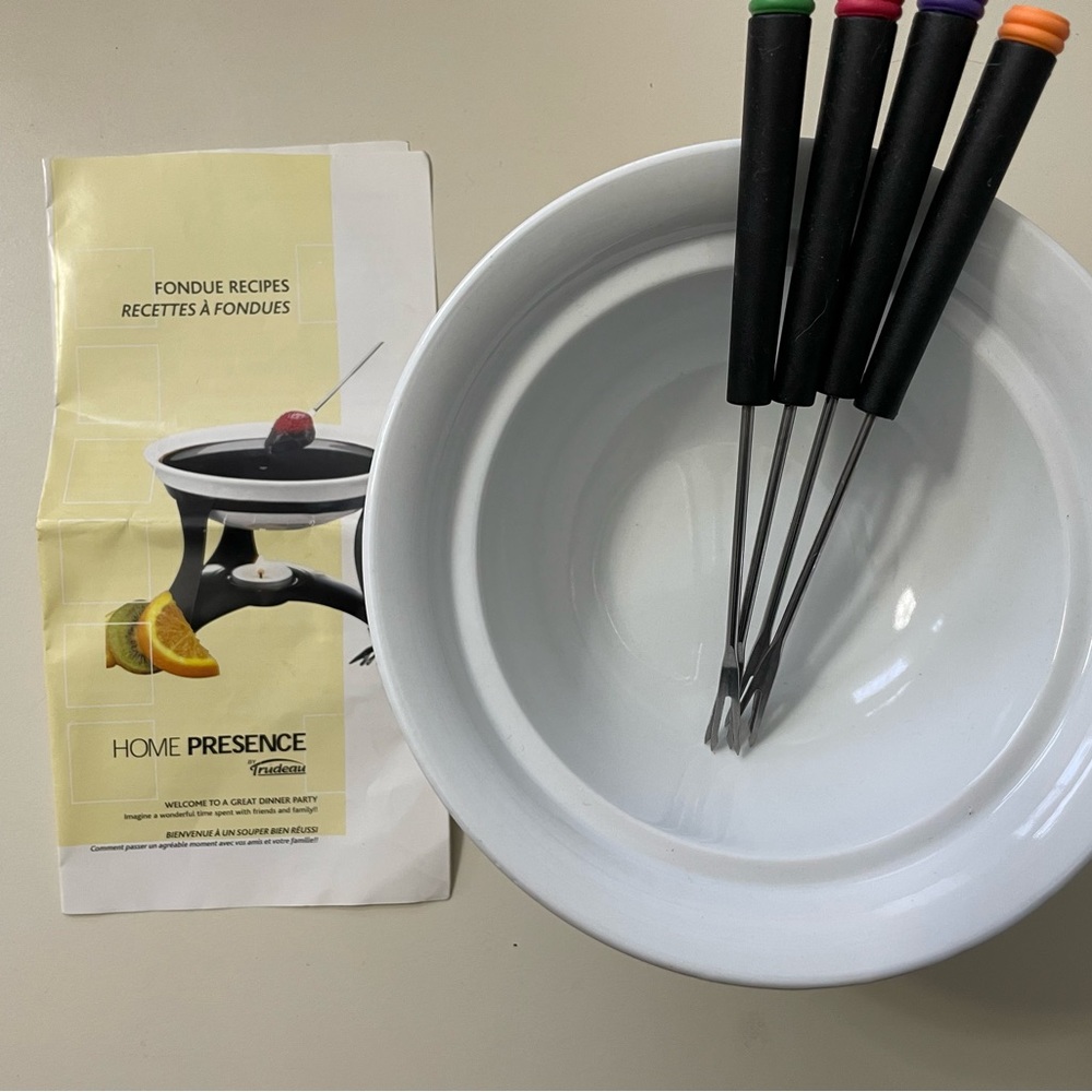 🦫🇨🇦Brand new no tags but never used fondue set